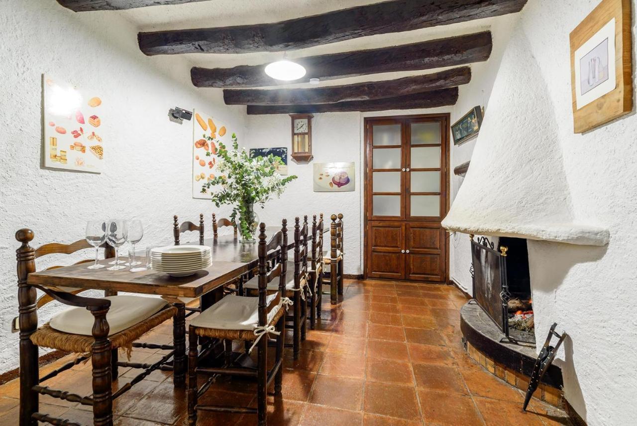 Masia Can Manent Del Bosc S XVIII Santa Eulalia de Ronsana Экстерьер фото