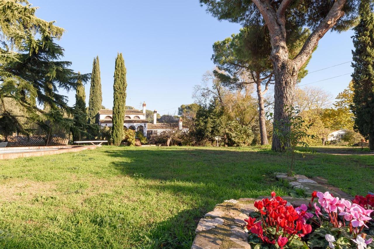 Masia Can Manent Del Bosc S XVIII Santa Eulalia de Ronsana Экстерьер фото