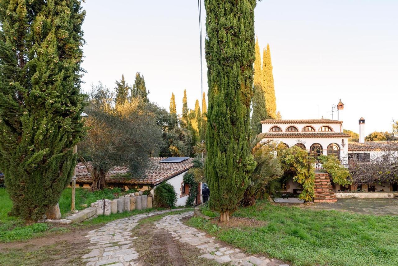 Masia Can Manent Del Bosc S XVIII Santa Eulalia de Ronsana Экстерьер фото