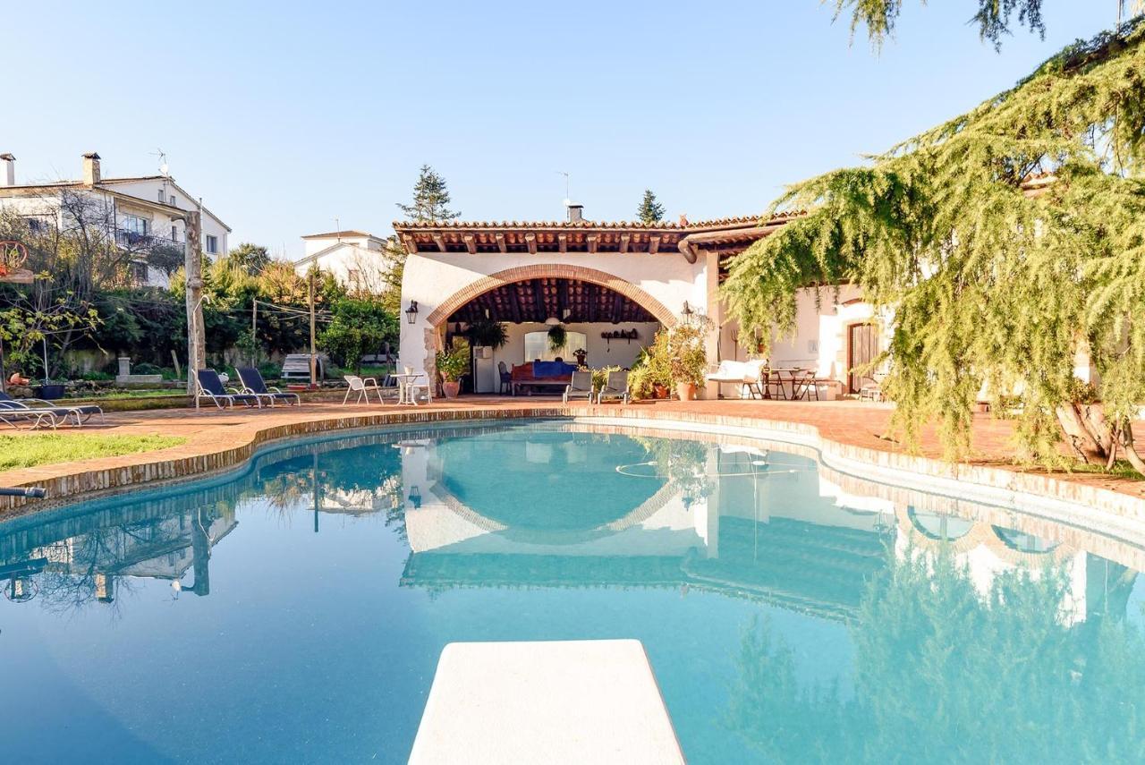Masia Can Manent Del Bosc S XVIII Santa Eulalia de Ronsana Экстерьер фото