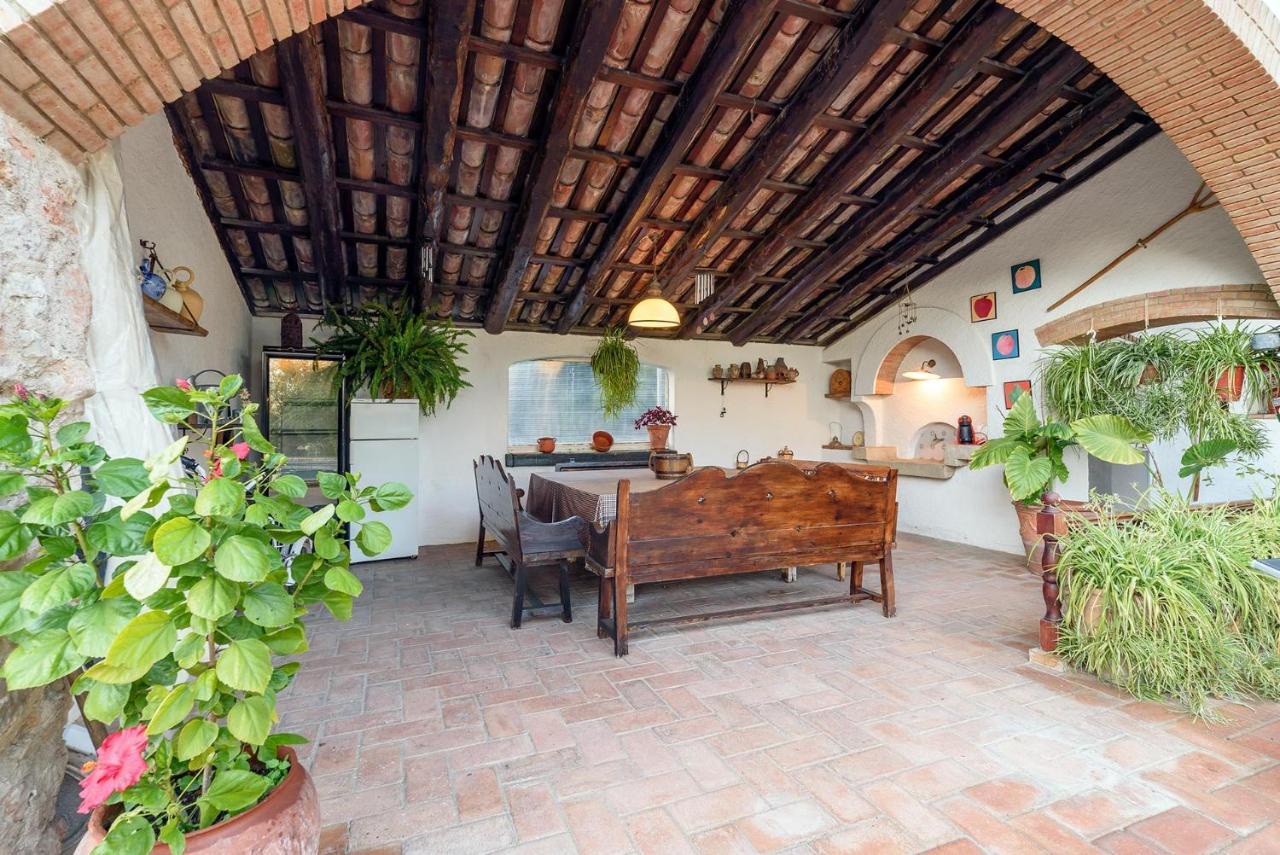 Masia Can Manent Del Bosc S XVIII Santa Eulalia de Ronsana Экстерьер фото